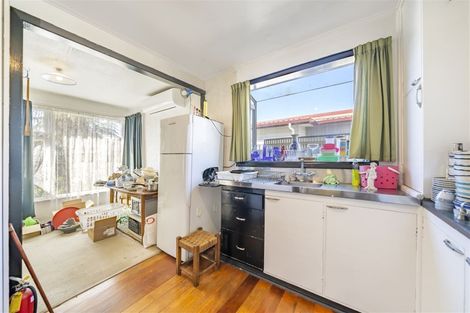 Photo of property in 20 Robertson Street, Elderslea, Upper Hutt, 5018