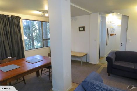 Photo of property in 2 Windy Ridge Road, Glenfield, Auckland, 0629