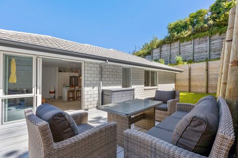 Photo of property in 14 Nukuroa Close, Waitara, 4320