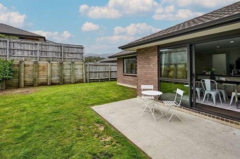 Photo of property in 70 Sunstone Crescent, Timberlea, Upper Hutt, 5018