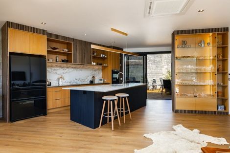 Photo of property in 324a Waikawa Road, Waikawa, Picton, 7220