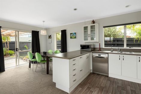 Photo of property in 10a Boronia Place, Mount Maunganui, 3116