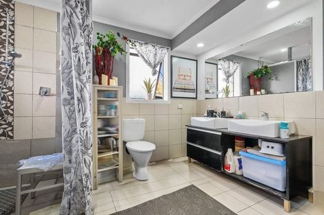 Photo of property in 46a Crawford Avenue, Mangere Bridge, Auckland, 2022