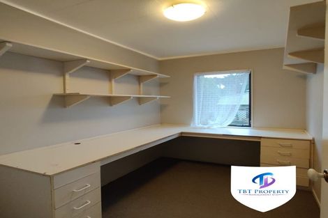 Photo of property in 21 Hakea Place, Totara Heights, Auckland, 2105