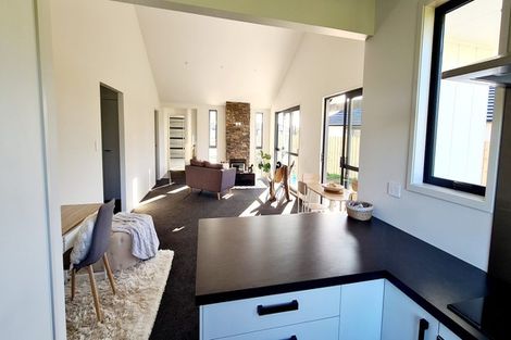 Photo of property in 30 Oldfield Lane, Marton, 4710