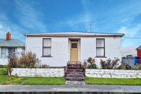 Photo of property in 51 Main Road, Clinton, 9534