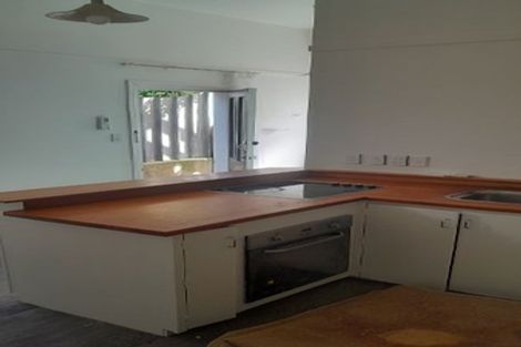 Photo of property in 50 Porritt Avenue, Mount Victoria, Wellington, 6011