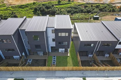 Photo of property in 38 Picturesque Drive, Flat Bush, Auckland, 2019