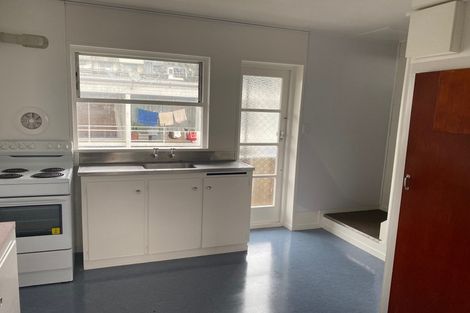 Photo of property in 9 Esplanade Road, Mount Eden, Auckland, 1024