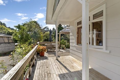 Photo of property in 33 Elmslie Road, Pinehaven, Upper Hutt, 5019