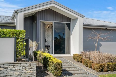Photo of property in 1 Charlotte Drive, Omokoroa, 3114