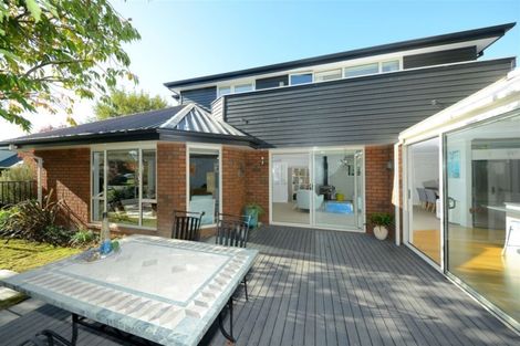 Photo of property in 12 Pasadena Place, Harewood, Christchurch, 8051