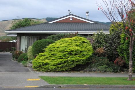 Photo of property in 104 Belvedere Avenue, Waikanae, 5036