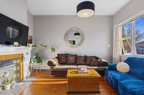 Photo of property in 18 Olliviers Road, Phillipstown, Christchurch, 8011