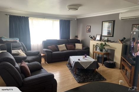 Photo of property in 10 Buller Crescent, Manurewa, Auckland, 2102