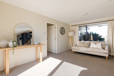 Photo of property in 11 Hampstead Way, Rototuna North, Hamilton, 3210