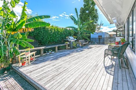 Photo of property in 5 Kauri Place, Tairua, 3508