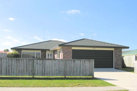 Photo of property in 19 Romana Crescent, Papamoa Beach, Papamoa, 3118