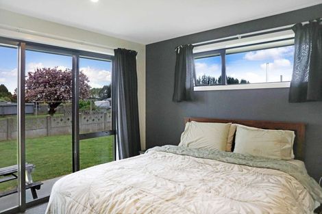 Photo of property in 149 Seaward Road, Edendale, 9825