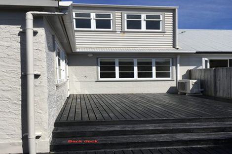 Photo of property in 2 Rodney Street, Northland, Wellington, 6012