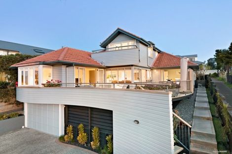 Photo of property in 77a Stanley Point Road, Stanley Point, Auckland, 0624