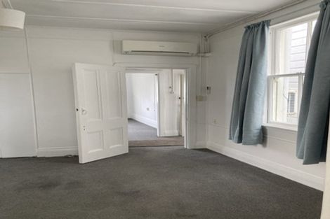 Photo of property in 20 Macdonald Crescent, Te Aro, Wellington, 6011