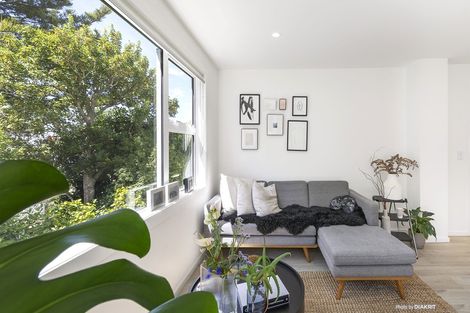 Photo of property in 83 Washington Avenue, Brooklyn, Wellington, 6021