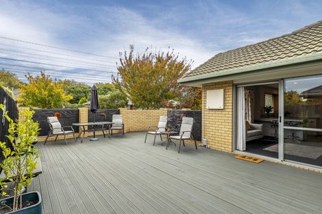 Photo of property in 1/15 Showgate Avenue, Sockburn, Christchurch, 8042