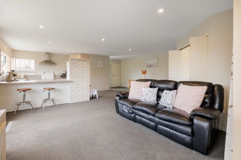 Photo of property in 3 Crisp Drive, Papamoa Beach, Papamoa, 3118