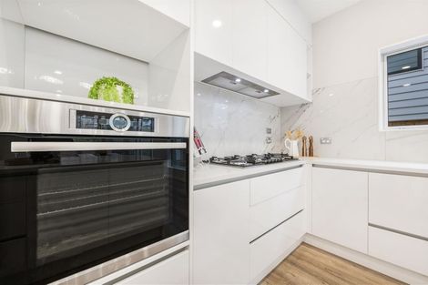 Photo of property in 12 Haku Road, Flat Bush, Auckland, 2019