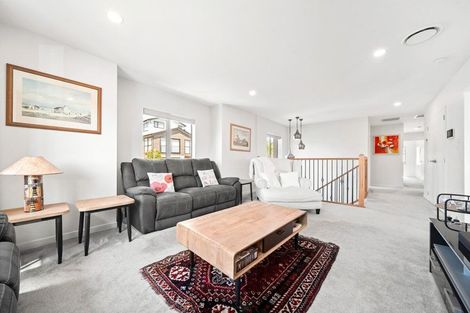 Photo of property in 1 Turutu Place, Long Bay, Auckland, 0630