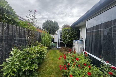 Photo of property in 17 Abingdon Court, Avonhead, Christchurch, 8042