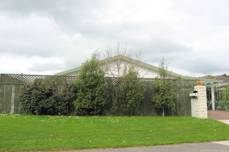 Photo of property in 1 Hutchison Crescent, Durie Hill, Whanganui, 4500