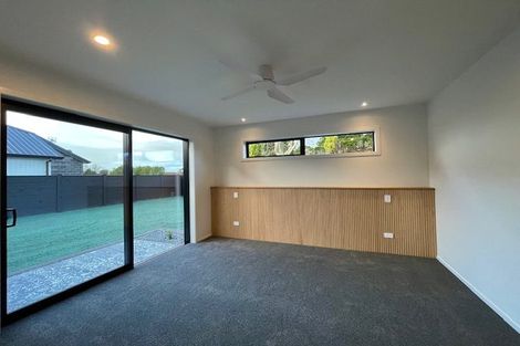 Photo of property in 72 Hugo Shaw Drive, Cambridge, 3434
