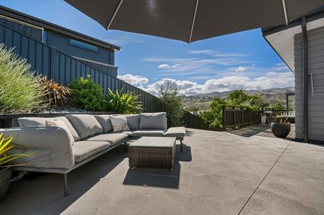 Photo of property in 71 Stratford Drive, Mount Pisa, Cromwell, 9383