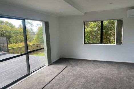 Photo of property in 67a Birkdale Road, Birkdale, Auckland, 0626