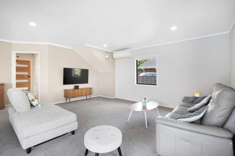 Photo of property in 12a Estelle Place, Farm Cove, Auckland, 2012
