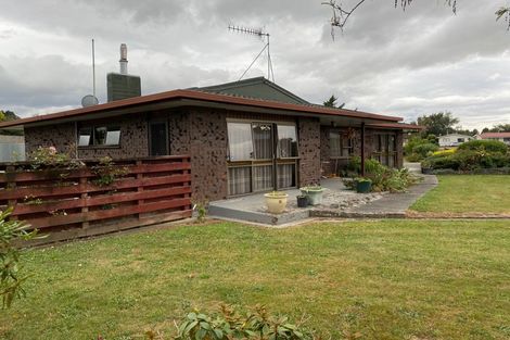 Photo of property in 16 Mathew Street, Dannevirke, 4930