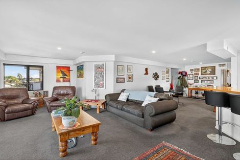 Photo of property in Gloucester Towers, 15/28 Gloucester Street, Christchurch Central, Christchurch, 8013