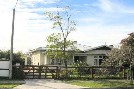 Photo of property in 110 Charlotte Crescent, Mayfair, Hastings, 4122