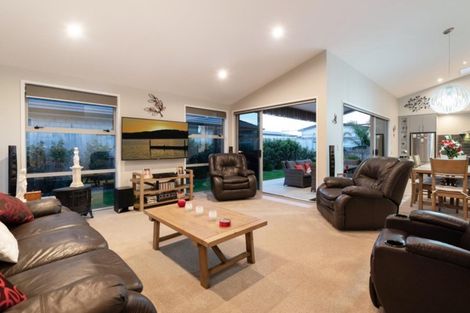 Photo of property in 51 Kohekohe Road, Papamoa Beach, Papamoa, 3118