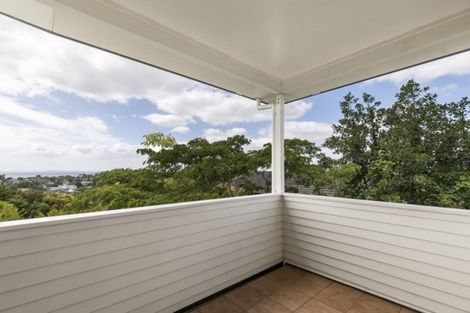 Photo of property in 31a Stanmore Bay Road, Stanmore Bay, Whangaparaoa, 0932