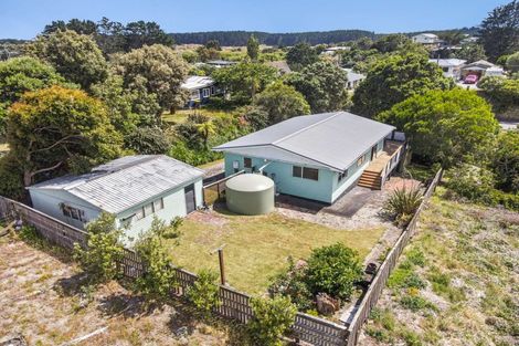 Photo of property in 847 Hokio Beach Road, Hokio Beach, Levin, 5571