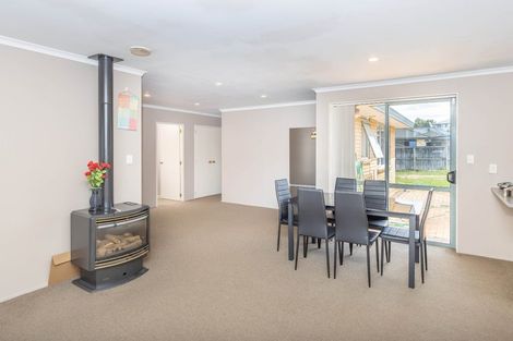 Photo of property in 8a Lloyd Drive, Nawton, Hamilton, 3200