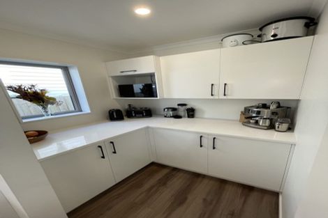 Photo of property in 151 Amesbury Drive, Churton Park, Wellington, 6037