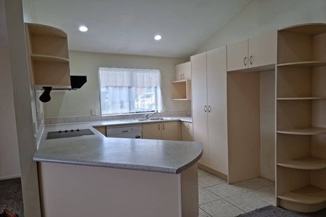 Photo of property in 6 Ali Place, Ranui, Auckland, 0612