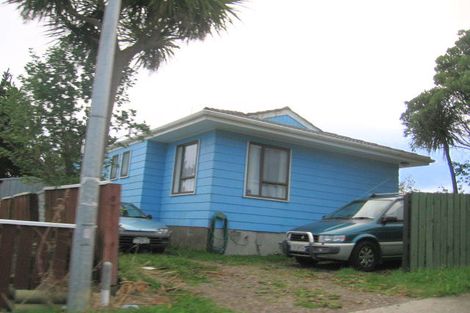 Photo of property in 20 Tobago Crescent, Grenada North, Wellington, 5028