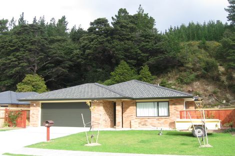 Photo of property in 37 Evergreen Crescent, Trentham, Upper Hutt, 5018