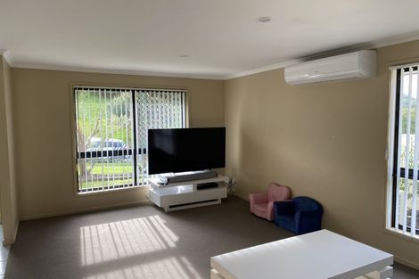 Photo of property in 90 Pinecrest Drive, Gulf Harbour, Whangaparaoa, 0930