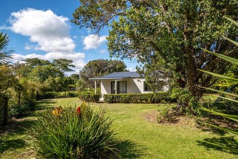 Photo of property in 15 Karaka Drive, Kerikeri, 0230